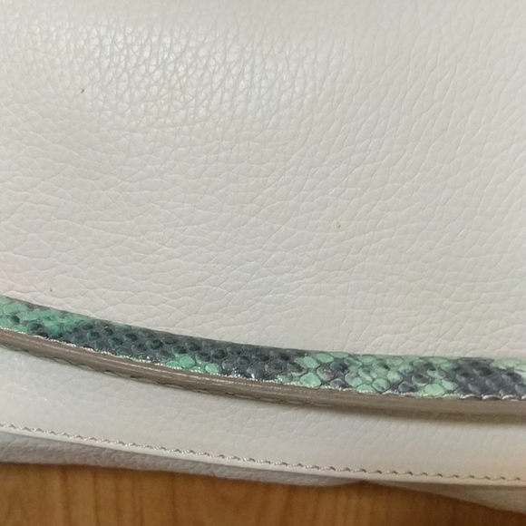 IACUCCI Italian Shoulder Bag - Picture 2 of 7